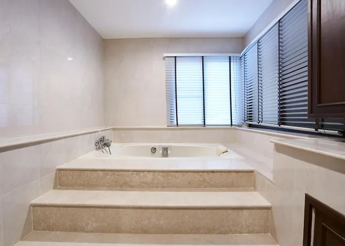 Thong Lor 8 Urban Home, 1km To Bts Thonglor Feriehus